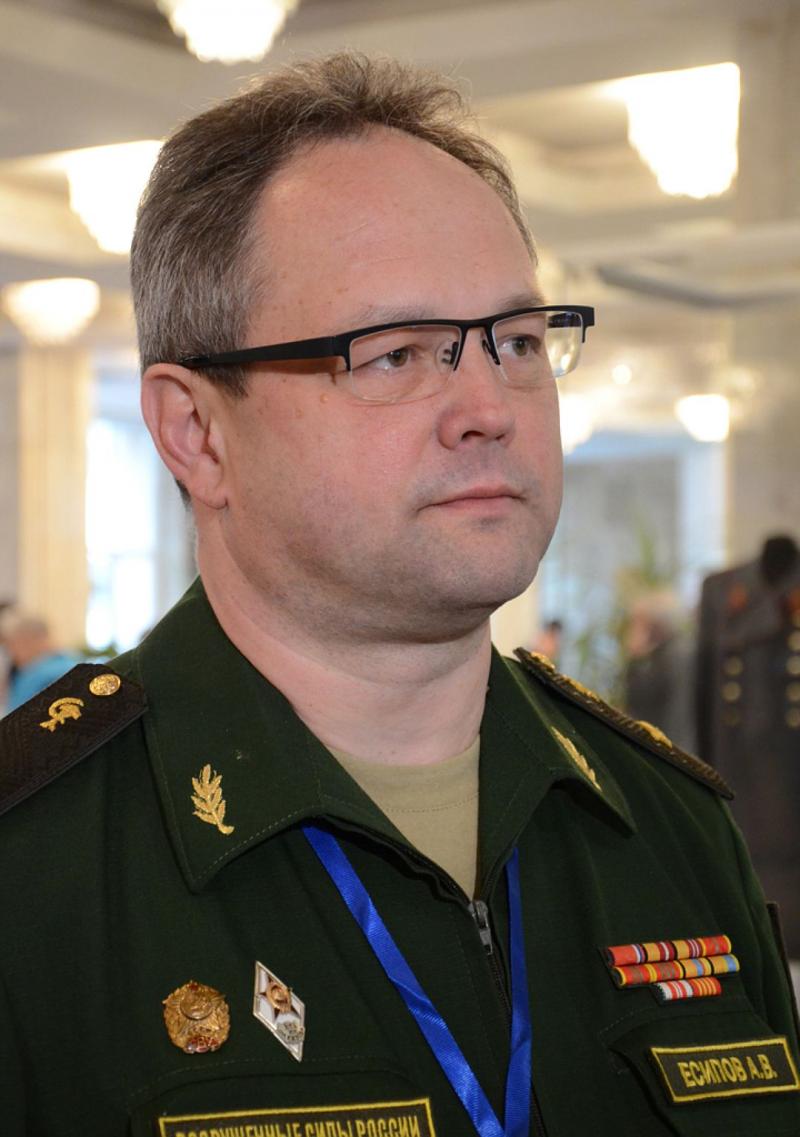 Генерал и врач Александр Есипов: Ежегодно в центре реконструктивной хирургии российского госпиталя имени Вишневского выполняется свыше полутора тысяч операций