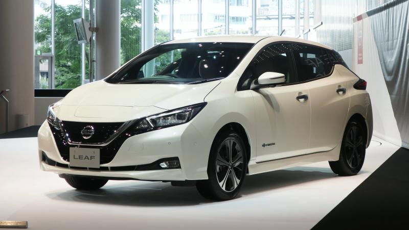 Новый Nissan LEAF получит электрическую педаль e-Pedal для упрощения вождения