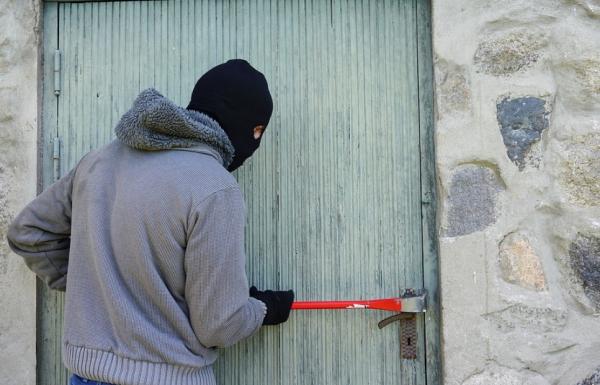 В Липецкой области задержали подозреваемого в ряде краж из магазинов и офисов