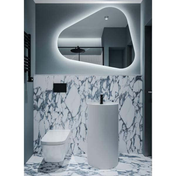 Зеркала с подсветкой – тренд в обстановке ванной комнаты