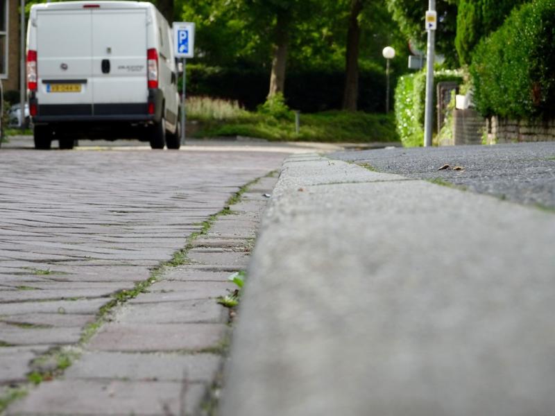 Где используются гранитные бордюры и какие требования к ним предъявляются